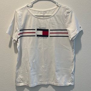 Tommy Hilfiger t shirt